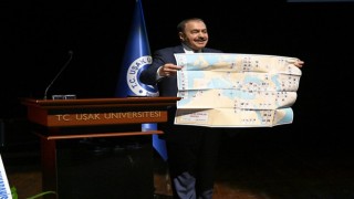 Eski Orman ve Su İşleri Bakanı Prof. Dr. Eroğlu, Uşak Üniversitesi öğrencileriyle buluştu
