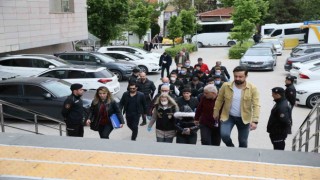 Eskişehir merkezli fuhuş operasyonunda yakalanan şüphelilerden 4ü tutuklandı