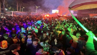 Galatasarayın şampiyonluğu Tatvanda coşkuyla kutlandı