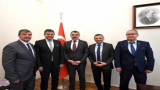 Gedizliler Milli Eğitim Bakanı Tekinden destek istedi
