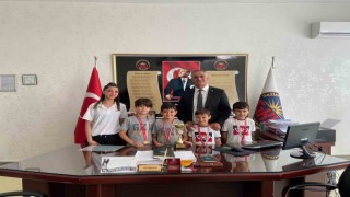 GKVli minik kulaçlardan yüzme başarısı