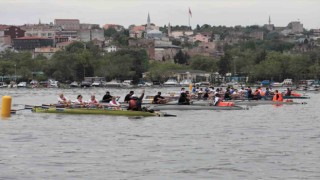 Golden Horn Rowing Cupta ilk gün tamamlandı