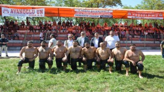 Havza Kırkpınar Yağlı Güreşlerinde başpehlivan Recep Kasnak