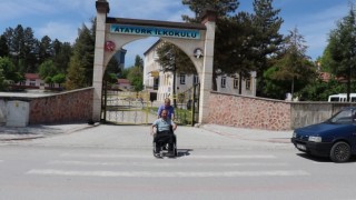 Hisarcıkta öğretmenlerden Engelliler Haftası kamu spotu