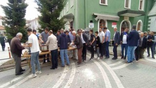 Hisarcıkta Şehitler Mahallesinde hayır yemeği
