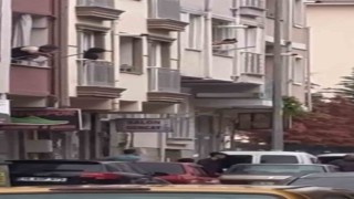 İki kişi arasındaki kavga kamerada