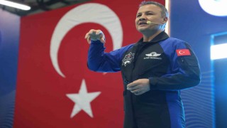 İlk Türk astronot Alper Gezeravcı: Bu bir yere varış hikayesi değildi