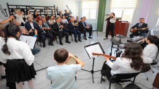 İMKB Müşir Zeki Paşa Ortaokulunda müzik sınıfı açıldı