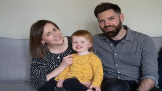 İngilterede işitme engelli bebek gen tedavisiyle duymaya başladı