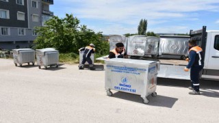 İnönüde çöp konteynırları yenileniyor