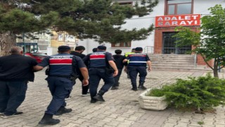 İnşaattan 1 milyon TL değerinde malzeme çalan 3 şüpheli yakalandı