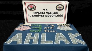 Ispartada kumar operasyonu: 5 kişiye 32 bin 125 TL para cezası