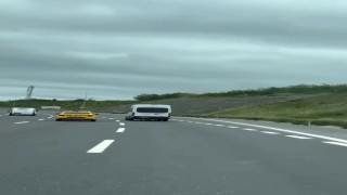 İstanbulda aynaları kapalı şekilde trafikte seyretti