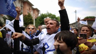 İstanbulda bir öğretmenin öldürülmesi Bursada protesto edildi