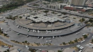 İzmir Otogarında tadilat başladı, firma ve belediye arasında buzlar eridi
