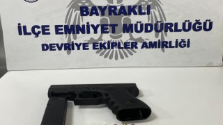 İzmirde 33 yıl hapis cezasıyla aranan cinayet zanlısı yakalandı