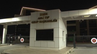 İzmirde evlat dehşeti: Anne ve babasını öldürüp intihar etti