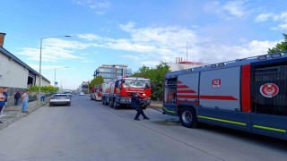 İzmirde tekstil fabrikasındaki yangın söndürüldü