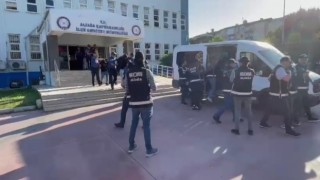 İzmirdeki yasa dışı silah ticaretine 7 tutuklama