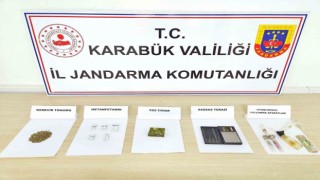 Jandarrmadan uyuşturucu operasyonu