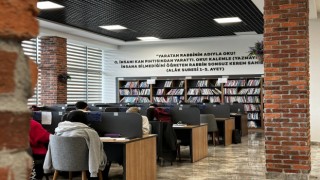 Kağıthanede YKS sınavı öncesi millet kıraathanelerine yoğun ilgi