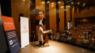 Kahramanmaraş'ta 100 Çifte Gelinlik ve Damatlık Dağıtımı Yapıldı