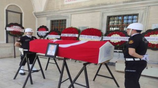 Kalbine yenilen polis memuruna son veda