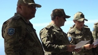 Kara Kuvvetleri Komutanı Orgeneral Bayraktaroğlu, İzmirde denetlemelerde bulundu