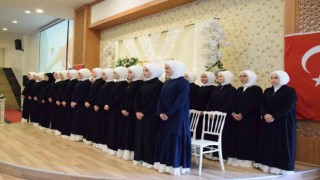 Karapınarda hafızlığı tamamlayan öğrencilere tören düzenlendi