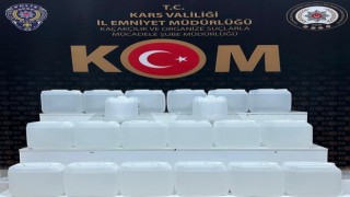 Karsta 100 litre sahte alkol ele geçirildi