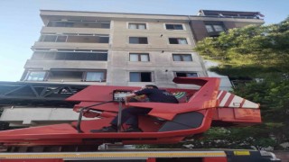 Kartalda sabah saatlerinde korkutan yangın : 1 kişi öldü