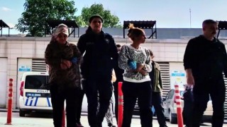 Kartla daire kapılarını açıp altın ve paraları çalan 3 kadın yakalandı
