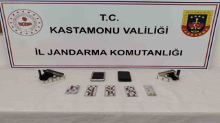 Kastamonuda uyuşturucuyla yakalanan 6 şüpheli gözaltına alındı