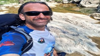 Kayalıklardan düşen Kuşadalı dağcı hayatını kaybetti