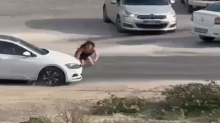 Kaza numarasını kimse yutmayınca genç kadın ayağa kalktı