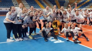 Kepezin kızları namağlup şampiyon