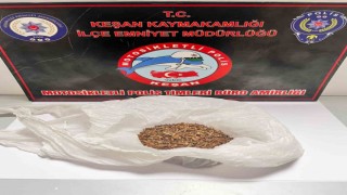 Keşanda 2 şüphelinin üst aramasında 20,63 gram uyuşturucu ele geçirildi