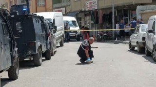 Kızıltepede iki aile arasında silahlı kavga: 3 yaralı