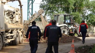 Kocaelide doğalgaz borusu delindi: Sızıntı ekipleri harekete geçirdi