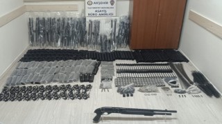 Konyada bin 279 tüfek parçası ele geçirildi