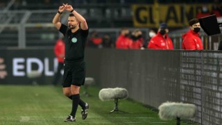 Konyaspor - Fenerbahçe maçının VARı Daniel Schlager oldu