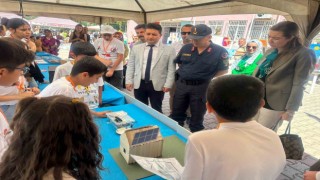 Köşkte öğrenciler bilim fuarında bir araya geldi