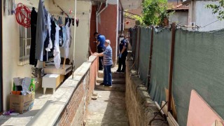 Kötü koku ihbarı yapılan dairede cansız bedeni bulundu