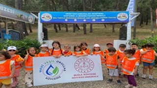 Köyceğizli miniklere deniz kaplumbağaları tanıtıldı