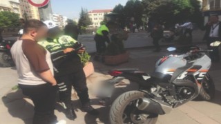 Kuralları ihlal eden 100 motosiklet ve motorlu bisiklet sürücüsüne ceza kesildi