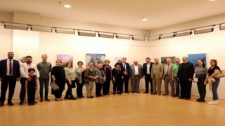 Kuşların Şarkısında Renkler Temalı Resim Sergisi