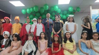 Kütahyada “Pamuk Prenses ve 8 Cüceler adlı tiyatro oyunu sahnelendi