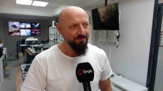 Maltepede dükkana girip alışveriş yapan uzaktan kumandalı araba ilgi odağı oldu