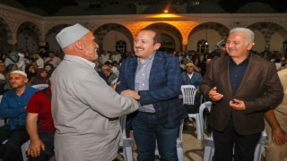 Mersinde hacı adayları kutsal topraklara uğurlandı