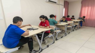Mersinde öğrenciler eğlenerek öğreniyor
